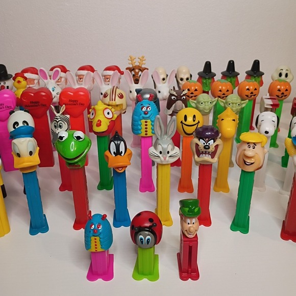 56 Piece PEZ Dispenser Collection Lot No Candy Some Vintage Keychains Minis - Picture 5 of 14